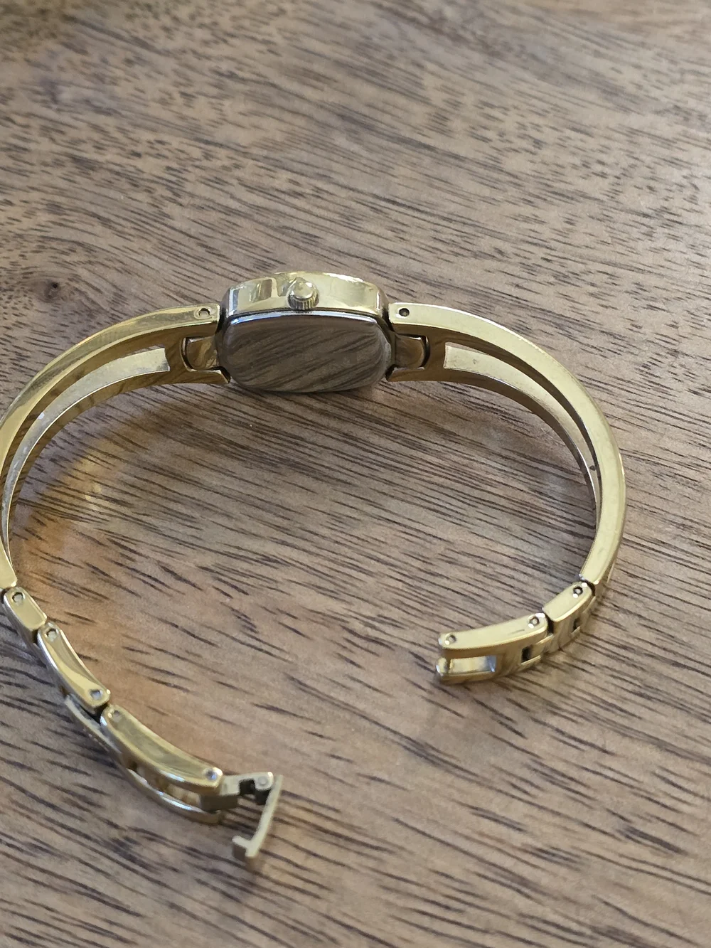 Fossil Women's Gold Tone Bracelet Watch - Gold